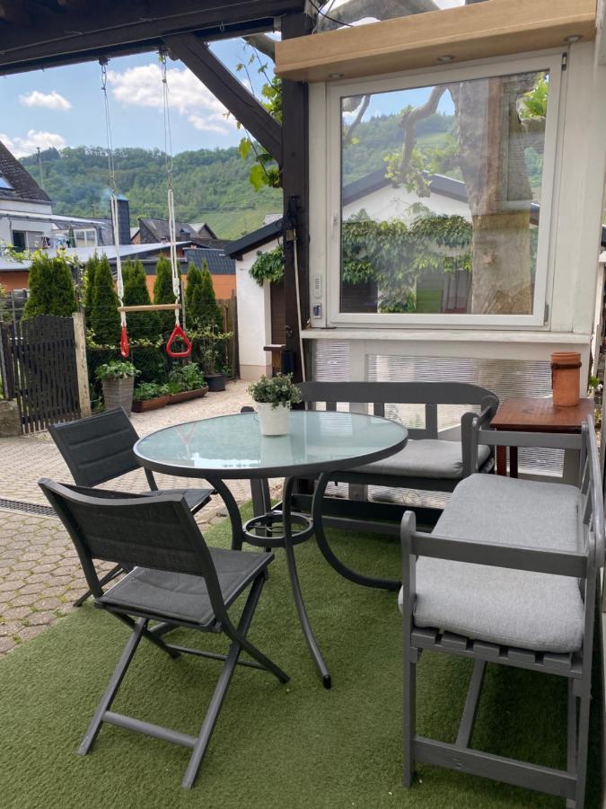 Junglen An Der Mosel Zeltingen-Rachtig